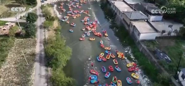 雅休配资 夏日消暑经济花样上新 “避暑+文化+潮流”跨界融合多业态消费火热